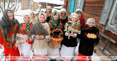 РЕПОРТАЖ: Детский колядный обряд “Куры” провели в Кличевском районе РЕПОРТАЖ: Детский колядный обряд “Куры” провели в Кличевском районе