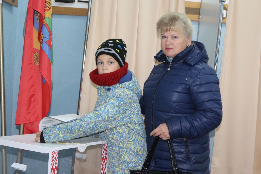 На Кличевщине состоялись выборы: начался подсчет голосов на участках для голосования