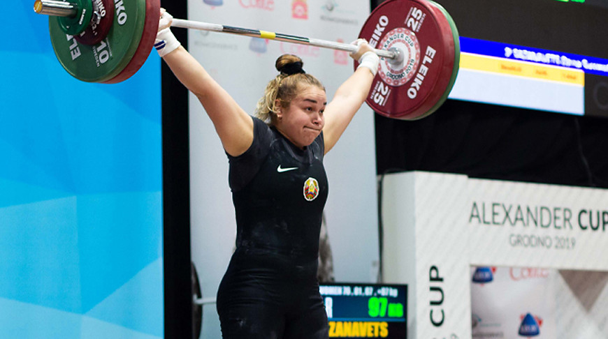 Кличевлянка  Дина Сазановец завоевала серебро на турнире по тяжёлой атлетике в Ташкенте