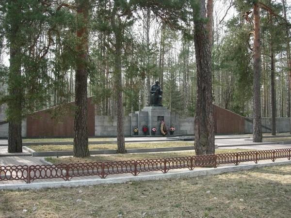 В Кличевском районе началась реконструкция мемориального комплекса “Усакино”
