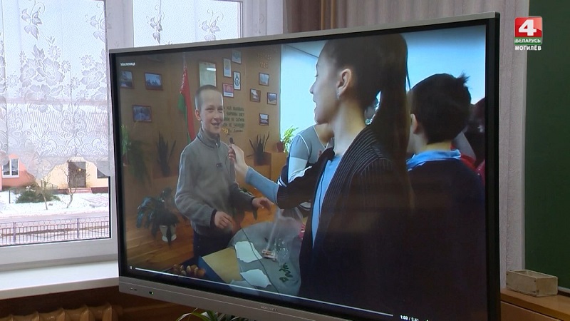 В Кличевской школе № 2 имени Ковалёва работает своё телевидение под названием 2tv.