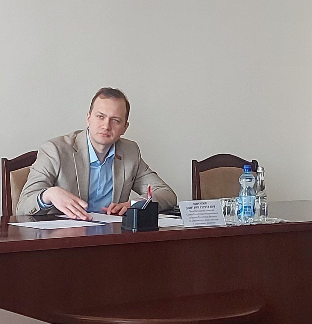 Прием граждан в Кличеве провел Дмитрий Воронюк, член Постоянной комиссии Совета Республики Национального собрания Республики Беларусь