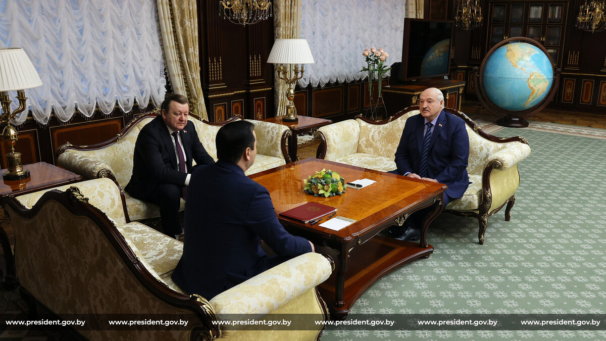 Встреча с Чрезвычайным и Полномочным Послом Таджикистана в Беларуси Бахтоваром Сафарзодой